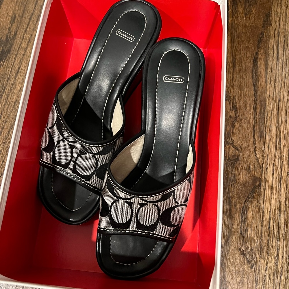 VINTAGE COACH WEDGES